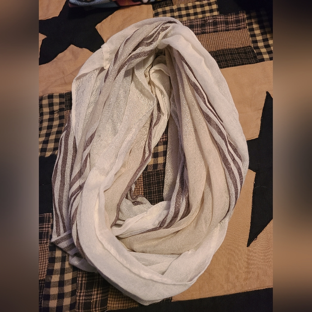 Vanity scarf